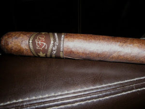 Cigar Review: La Flor Dominicana Colorado Oscuro (No 5)