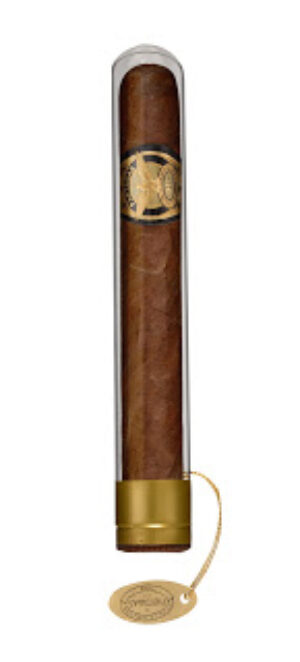 Partagas-1845-Robusto-en-Crystal