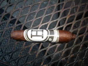 Cigar Review: Foundry H20 – H (Part of Compounds, Elements and Musings)