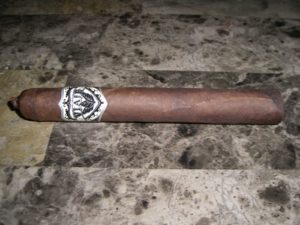 Cigar News: Viaje Exclusivo Corona Gorda Shipping to Retailers (Cigar Preview)