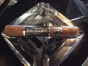 Cigar News: Casa de Montecristo Exclusivo Shipped to CDM Lounge Retailers
