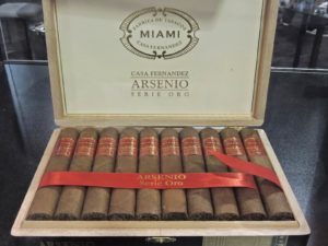 Cigar News: Casa Fernandez Arsenio Serie Oro (Cigar Preview)