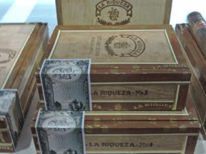 Cigar News: Tatuaje Expands La Riqueza; Adds 10 Count Boxes (Cigar Preview)
