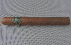 Cigar Review: La Hacienda Superiores by Warped Cigars