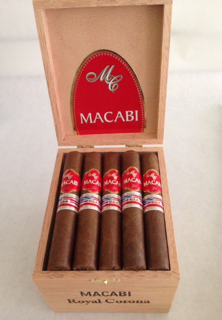 Sosa_Macabi_USA_Royal_Corona