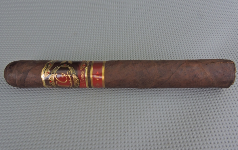 Litto_Gomez_Diez_Small_Batch_No.6_by_La_Flor_Dominicana