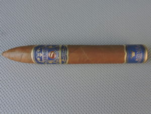Cigar Review: Serino Royale Connecticut Torpedo