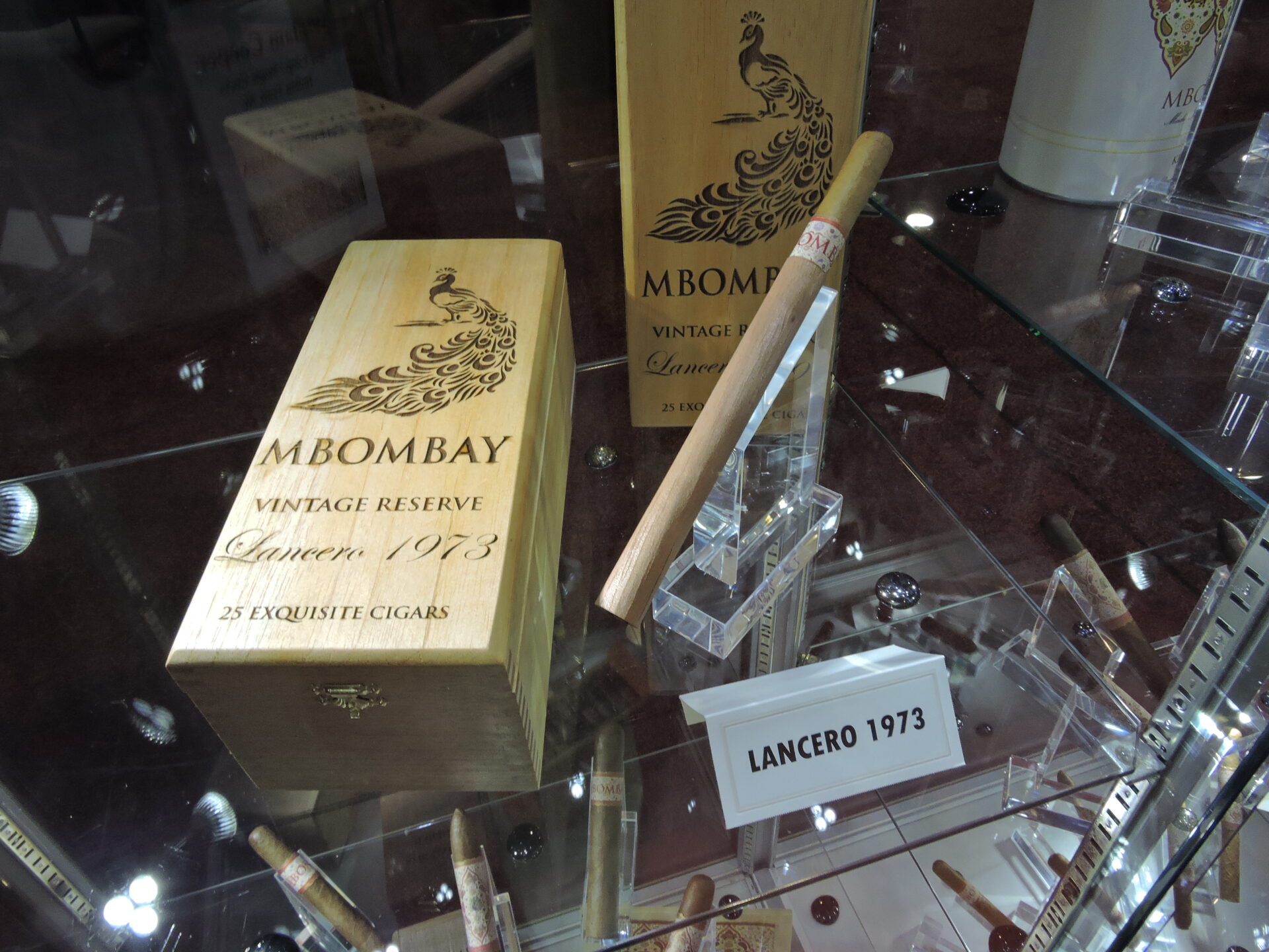 MBombay_Vintage_Reserve_Lancero_1973JPG