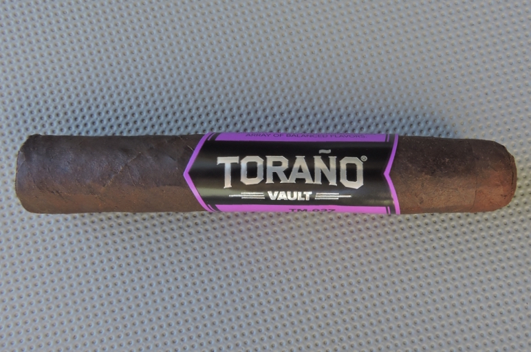 torano_vault_tm-027_robusto