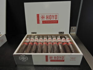 Hoyo La Amistad Silver Box