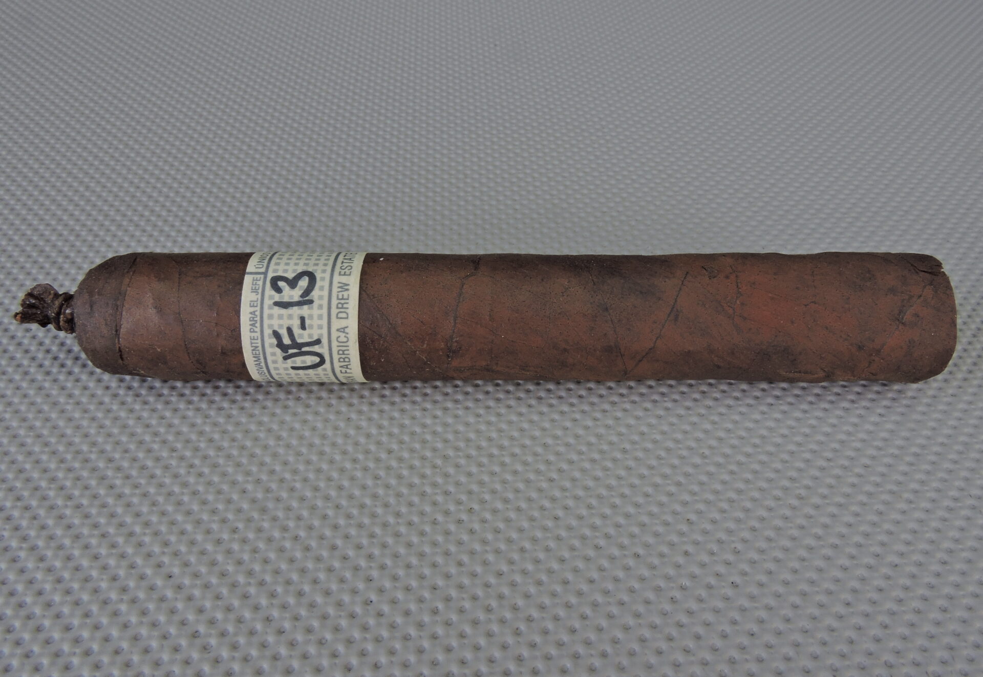 Liga Privada Unico Serie UF-13 Dark by Drew Estate