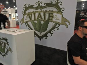 VIaje_Cigar_Company_Booth