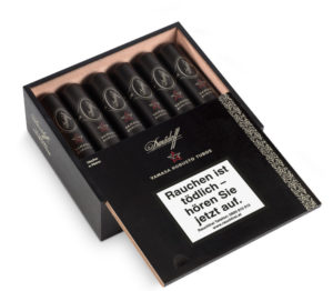 Cigar News: Davidoff Adds Yamasá Robusto Tubo Offering