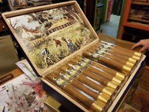Cigar News: GTO Dominican Cigars Releasing Corona de GTO 10 Años Anniversario