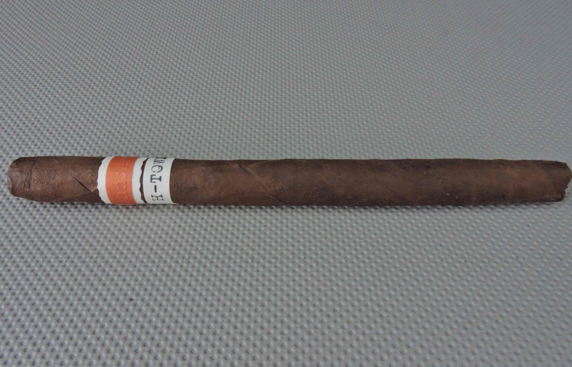 RoMa Craft Neanderthal OM H-Town_Lancero