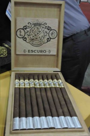 Cigar News: Espinosa Laranja Escuro Lancero Showcased at 2019 IPCPR