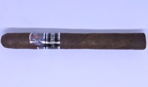 Agile Cigar Review: Villiger La Vencedora Churchill