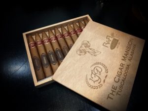 Cigar News: La Flor Dominicana to Release R & R Cigar Mansion – Special Football Edition