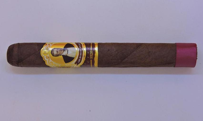 Protocol Sir Robert Peel Maduro by Cubariqueño Cigar Company