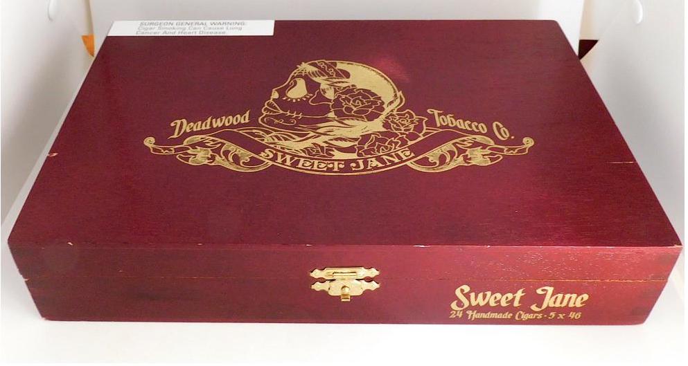Deadwood Tobacco Sweet Jane (Corona Gorda) by Drew Estate - Closed Box