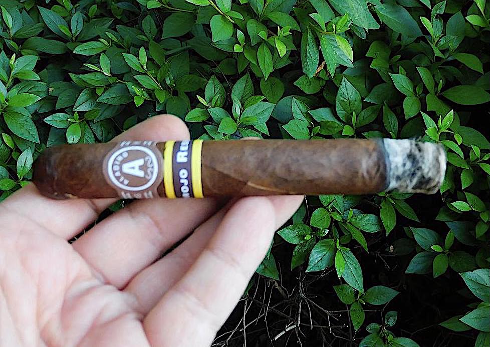 Cigar Review: Aladino Corojo Reserva No. 4 by JRE Tobacco Co.