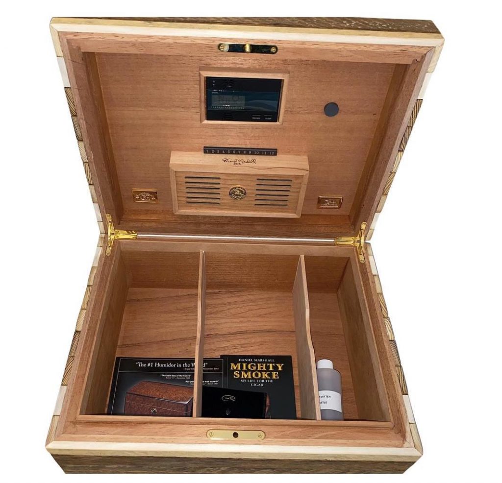 FSG Tobacco Stake Humidor - Open