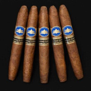 Crowned_Heads_Four_Kicks_Capa_Especial_Aguilas