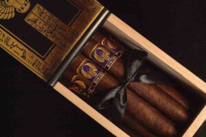 Cigar News: Highclere Castle Senetjer to Launch at PCA 2022