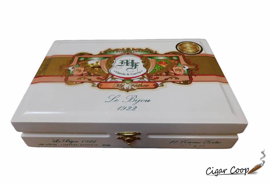 Closed Box of the My Father Le Bijou 1922 100 Años Limited Edition Corona Extra