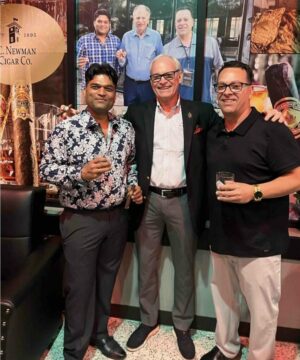 Cigar News: 38th Diamond Crown Cigar Lounge Opens in Chicago