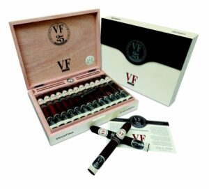 Cigar News: VegaFina 1998 25 Aniversario Cum Laude Launching in June