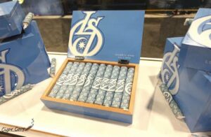 Cigar News: Forged Cigar Company Introduces Los Status Deluxe Maduro at PCA 2023