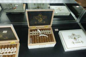 Cigar News: Freud Cigar Company Launches Carlos & Maria Amorío