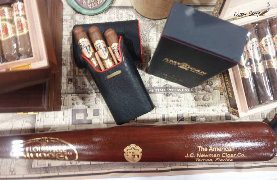 Cigar Case: Craftsman's Bench Nylon - Churchill – Black Cat Cigar Company