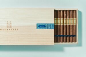 Meerapfel Cigar Adds Meir Corona Gorda and Lonsdale Sizes | Cigar News